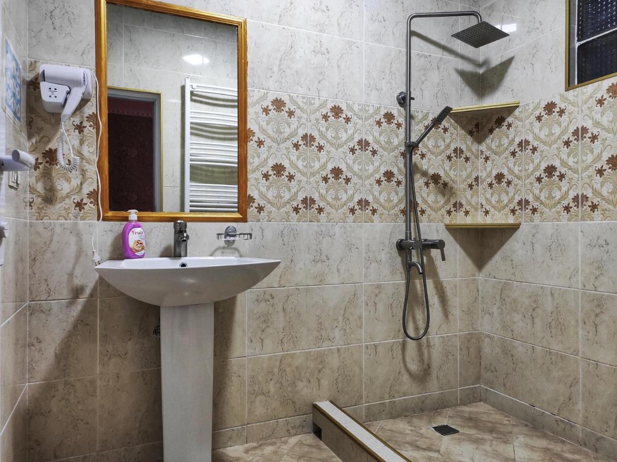 Sophia'S Guesthouse كازباجي المظهر الخارجي الصورة
